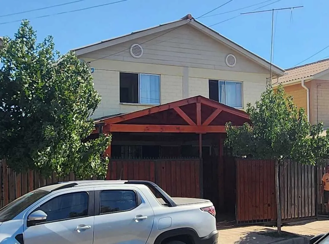 Casa Guacolda León Cabezas - Rengo